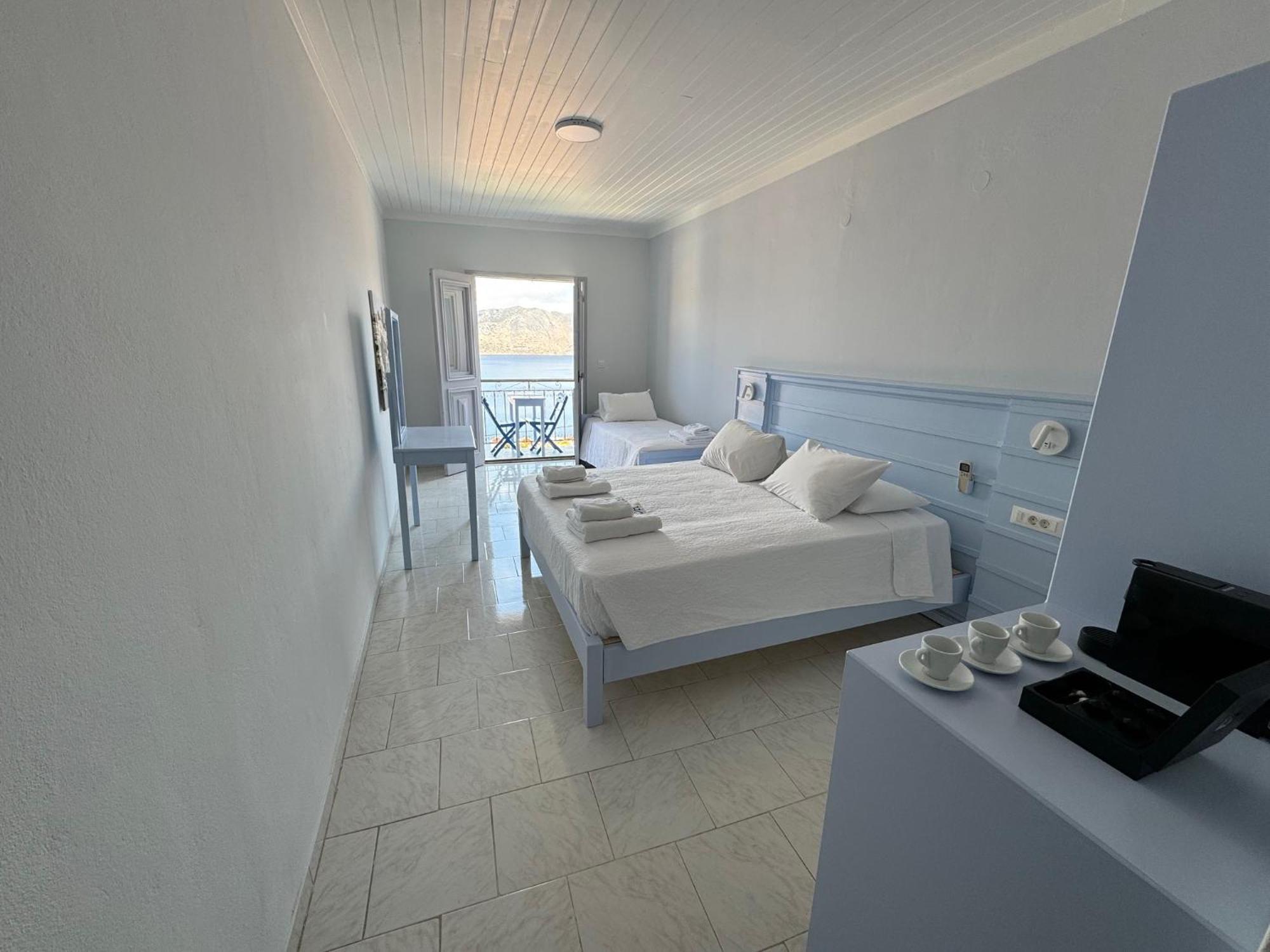 Hotel Fiona Symi Exteriér fotografie